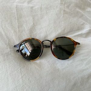 Ran Ban Sunglasses - Turtle